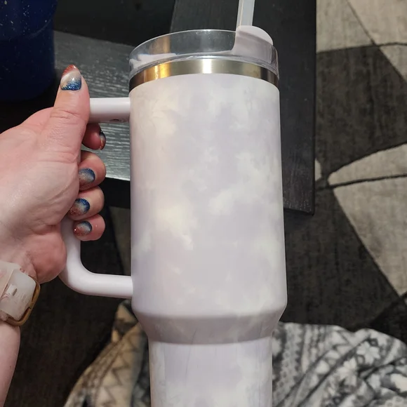 Stanley Marble Purple And White Travel Mug 40 Oz - Picture 2 of 3